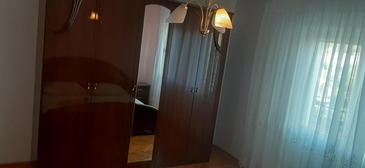 Apartment Vana Traù Esterno foto